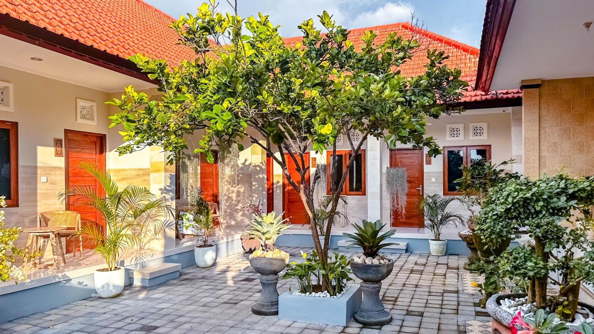 Adhi Homestay Nusa Dua  Esterno foto